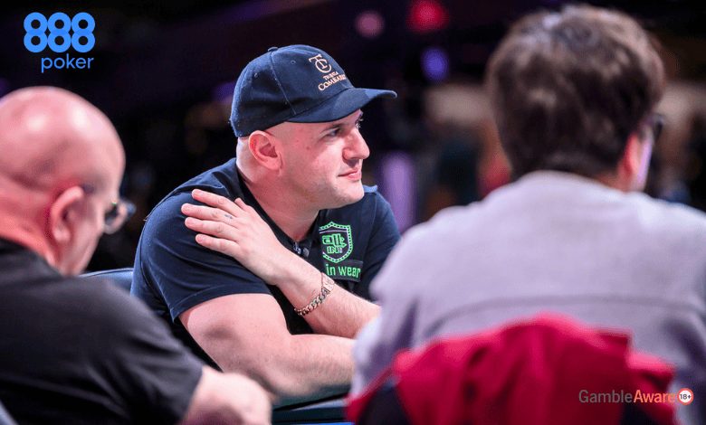 También avanzaron el ganador de 7 brazaletes Michael Mizrachi