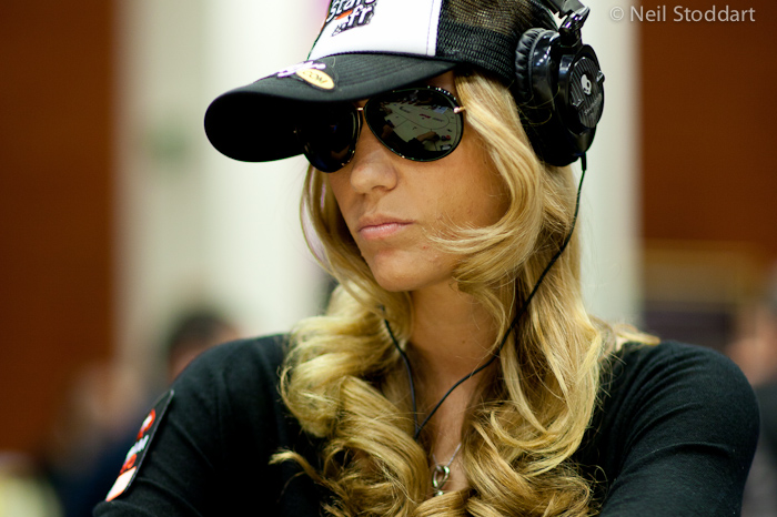 Vanessa-Rousso9