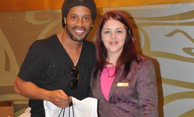 ronaldinho-poker
