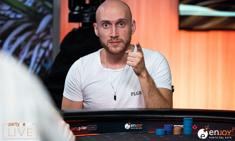 Cobros de u$s 680K en una semana para Francisco Benítez