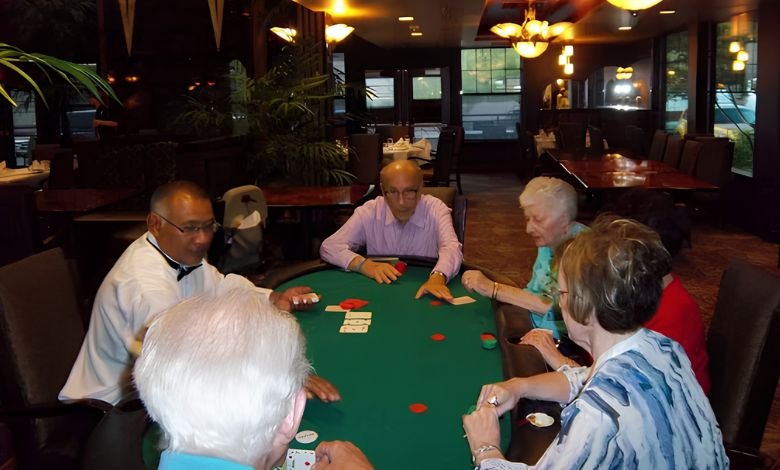 Coronavirus: Mueren 3 personas mayores luego de una partida de poker