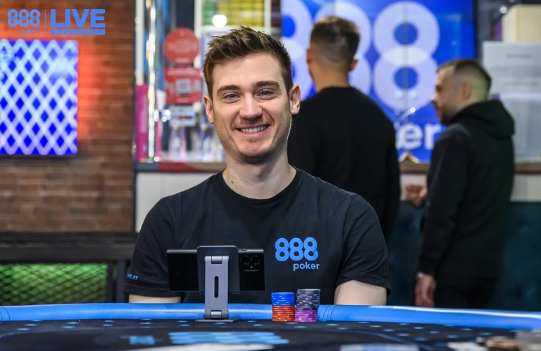 Evento principal de 888poker LIVE Bucarest - Nick Eastwood