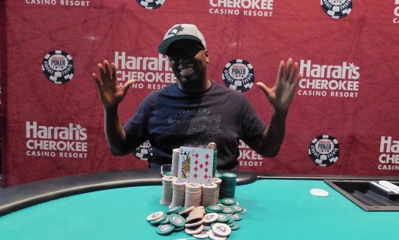 Ganó su anillo número 12 del WSOP Circuit y empató el récord