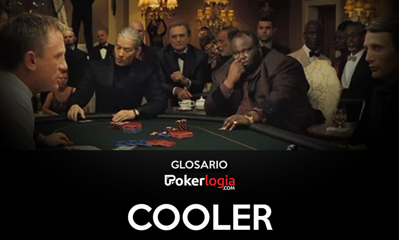 Cúmulo de personas jugando poker leyenda "cooler"