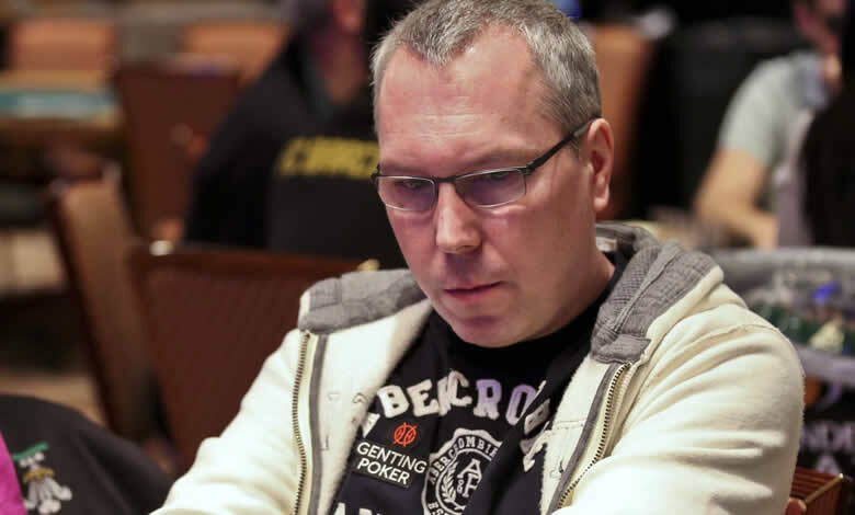 Articulo de poker original escrito por Joe Beevers